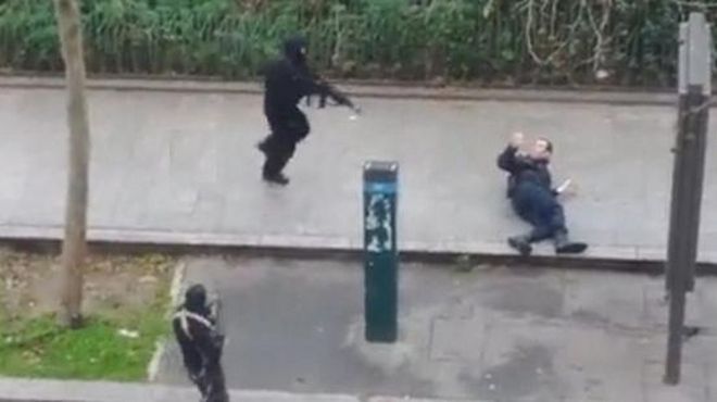 Video: así ejecutaron los terroristas a un policía francés herido