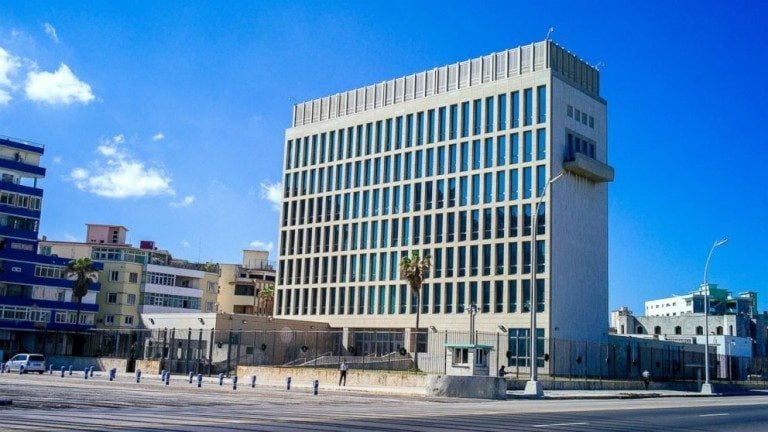 Cuba y Estados Unidos esperan anunciar abertura de embajada próxima semana