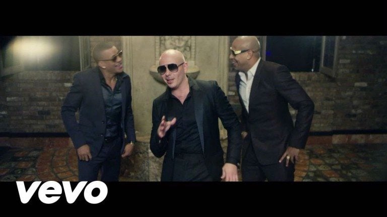 Pitbull – Piensas ft. Gente de Zona