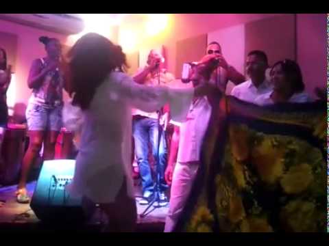 Rihanna bailando rumba cubana en La Habana…