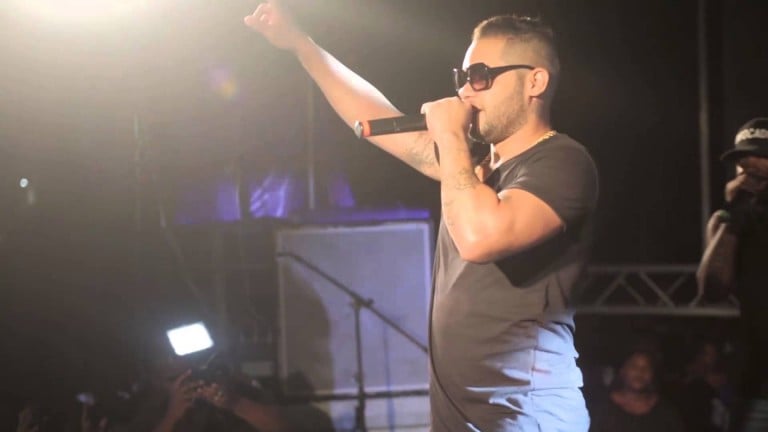 El Principe- Intro Pa Alante (En Vivo)