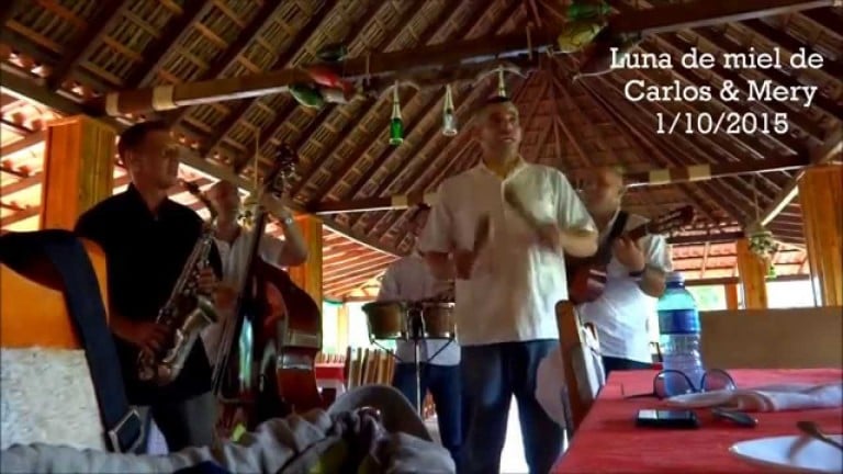 No te lo pierdas Soneros en Valle de Viñales, Pinar del Rio. (Tan Solo Vive)