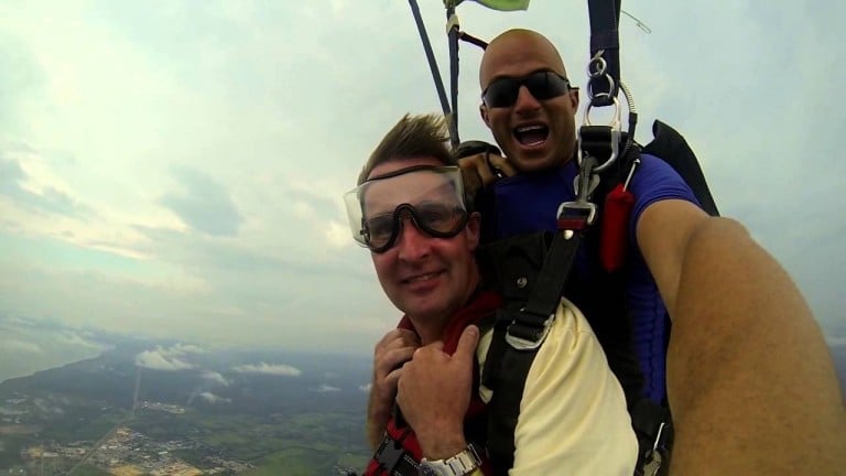 Impresionante Skydive en Varadero, Cuba