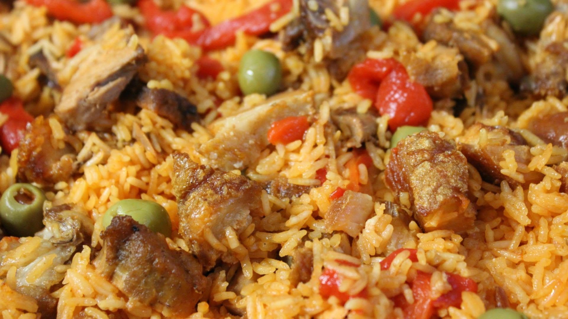 ARROZ CON CHICHARRONES / RECETAS CUBANAS