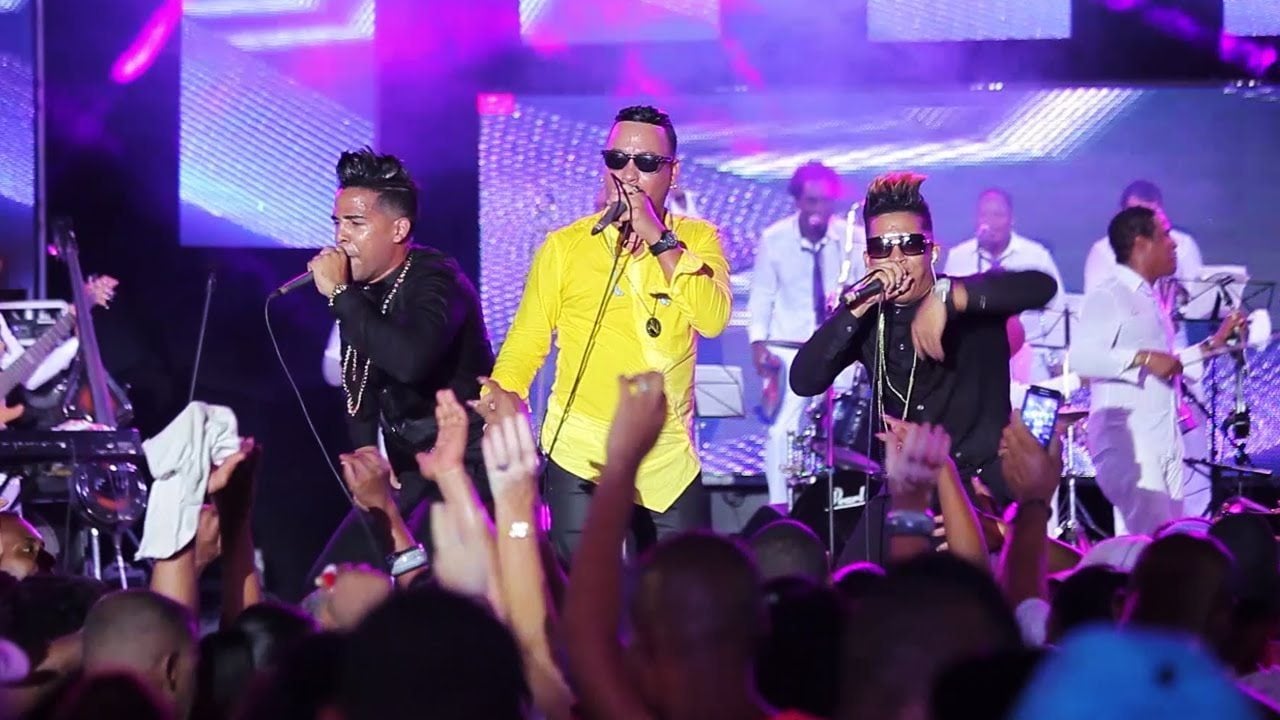 Manolito Simonet y su Trabuco «Esto se pone caliente» – Salsa Cubana 2016