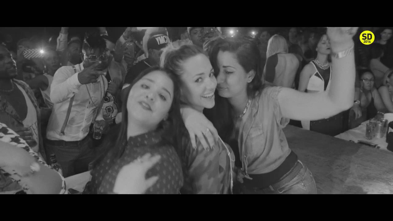 YOMIL Y EL DANY – SOLA (LIVE CECILIA)