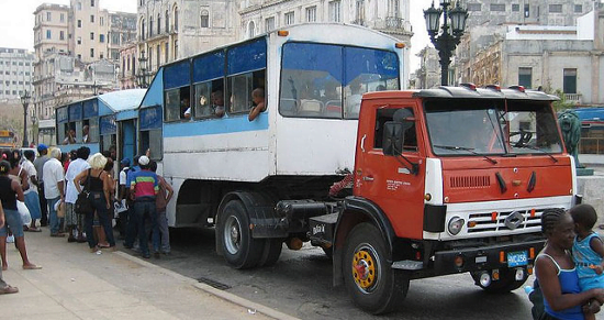 ¿QUÉ RECUERDAN LOS CUBANOS DE LOS AÑOS 80?