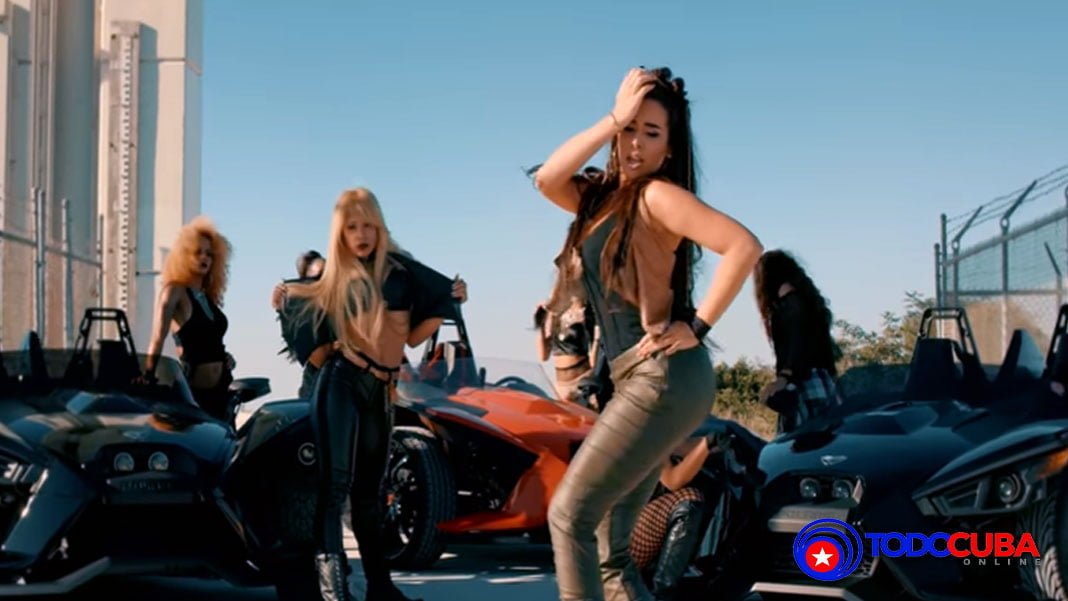 ESTRENO DEL VIDEOCLIP «YO SOY LO QUE TÚ QUIERES» NAYER FT. CHACAL