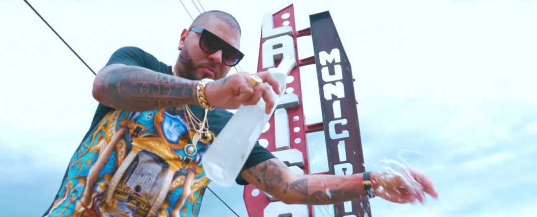 CALENTANDO LA HABANA – CHACAL (OFFICIAL VIDEO)