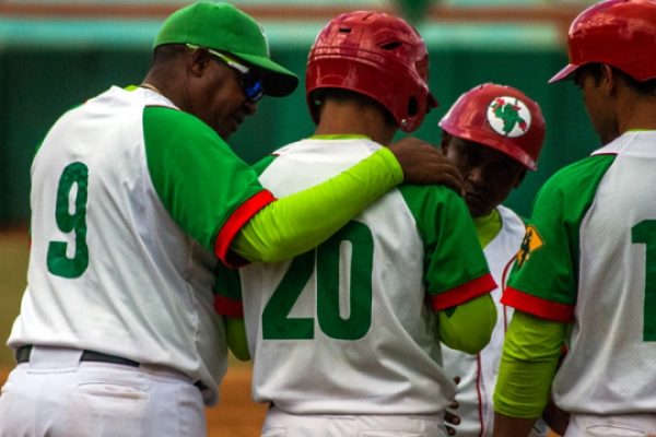 1ER PARTIDO LAS TUNAS VS PINAR DEL RÍO EN VIVO