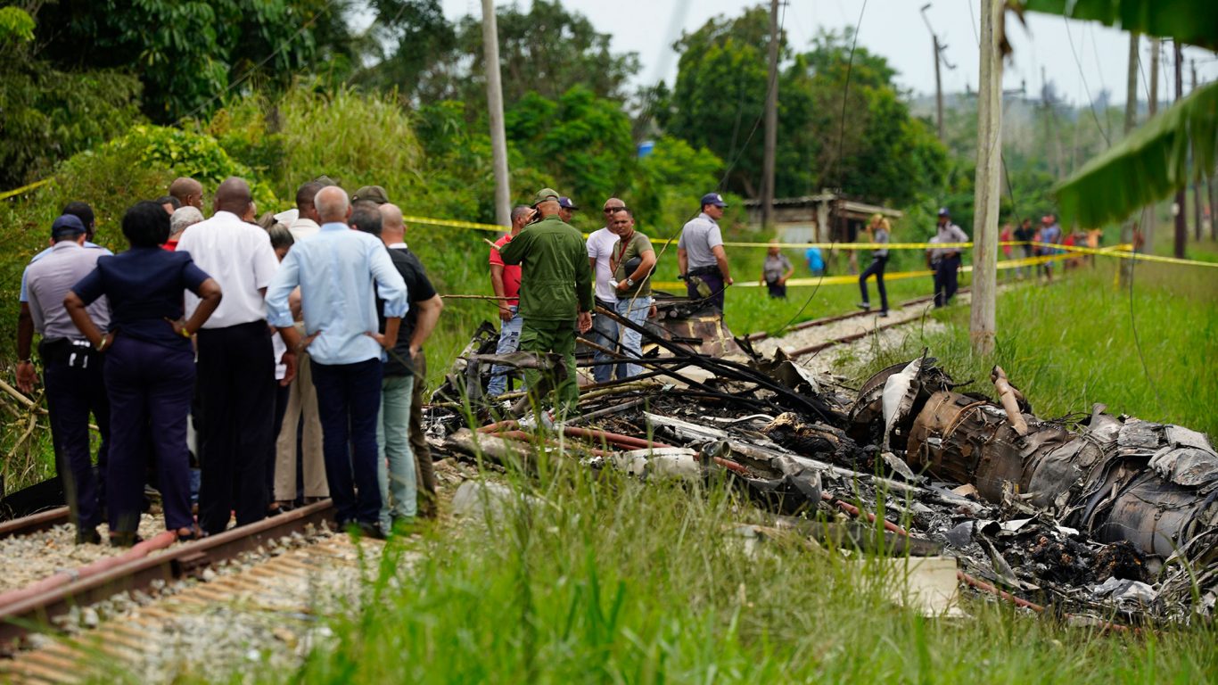 cuba-accidente-avion-1-4