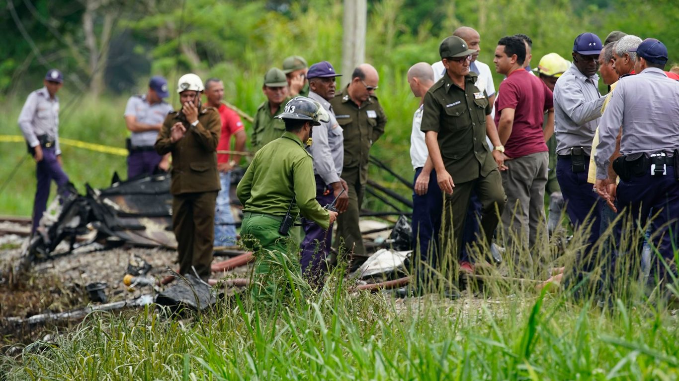 cuba-accidente-avion-1-5