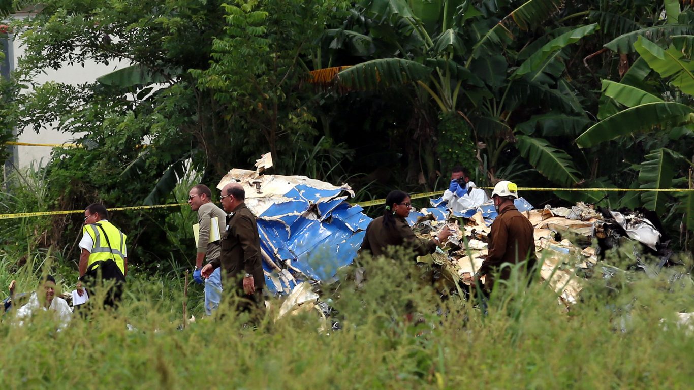 cuba-accidente-avion-1-6
