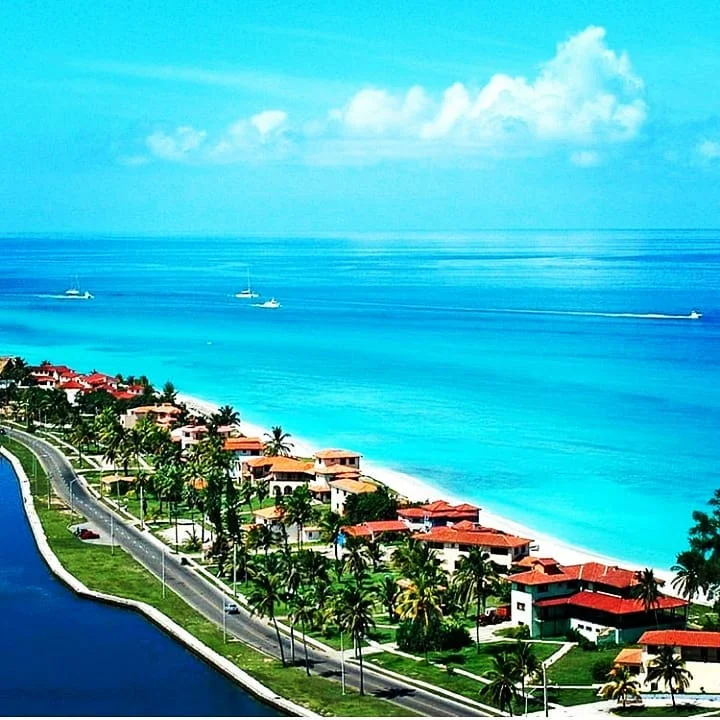 INICIO DEL TURISMO EN CUBA EN LA PRIMERA FASE DE REAPERTURA INICIO DEL TURISMO EN CUBA EN LA PRIMERA FASE DE REAPERTURA