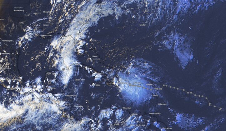 AVISO DE CICLÓN TROPICAL NO. 7 / LA TORMENTA TROPICAL LAURA SE APROXIMA A LA ESPAÑOLA