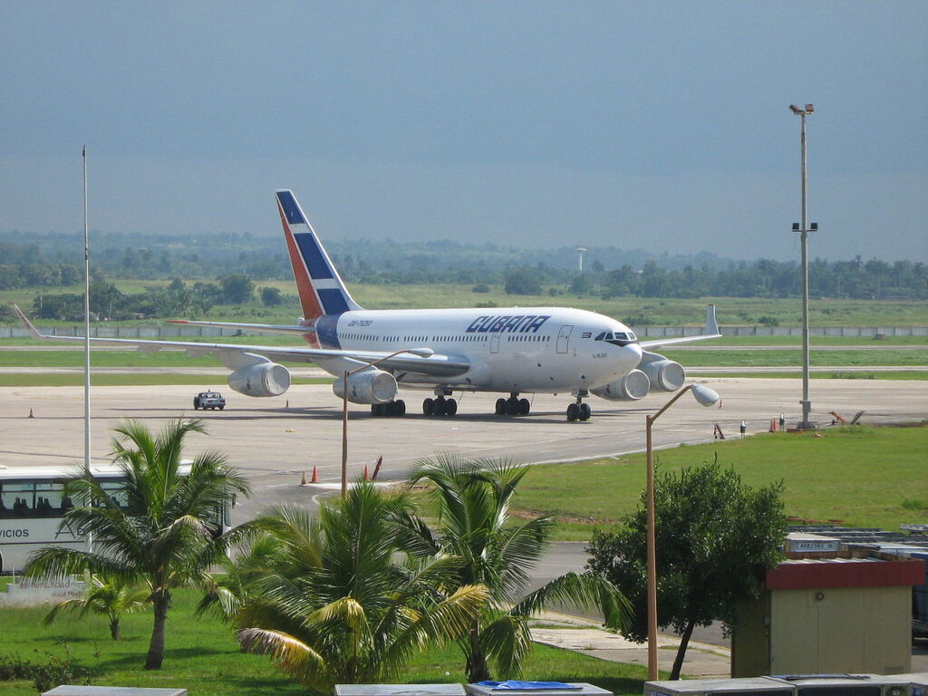 ELIMINAN NOTA QUE ANUNCIABA EXTENSIÓN DE CIERRE DEL AEROPUERTO DE LA HABANA ELIMINAN NOTA QUE ANUNCIABA EXTENSIÓN DE CIERRE DEL AEROPUERTO DE LA HABANA