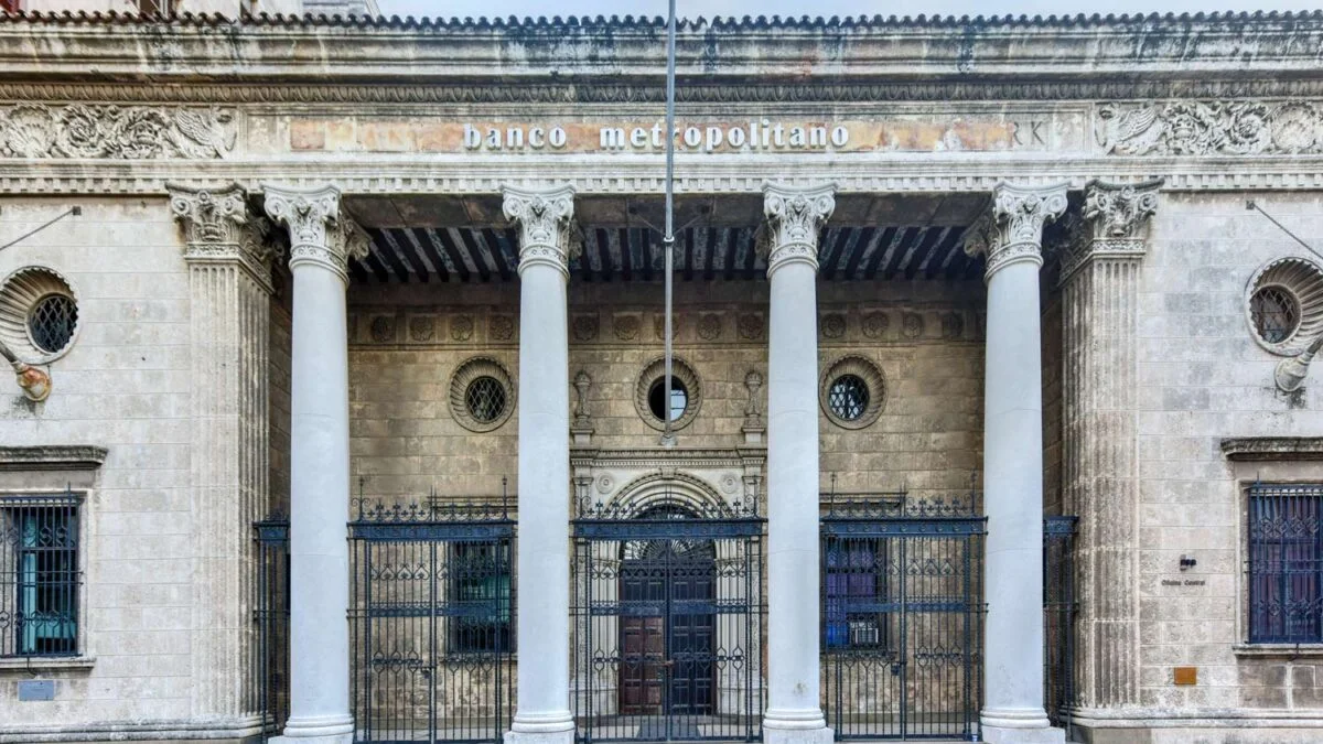 NUEVAS MEDIDAS DEL BANCOS DE CUBA Y CADECA A CAUSA DE LA SITUACIÓN SANITARIA EN EL PAÍS