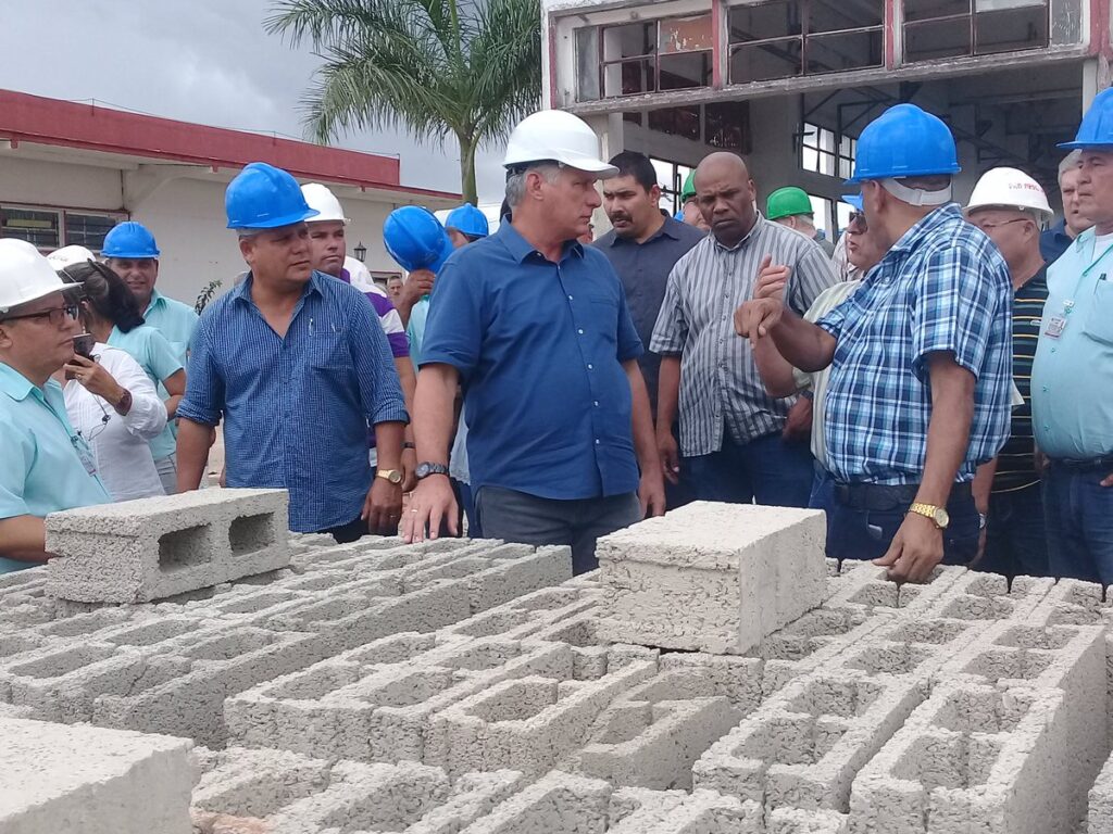 Rectificarán precio de los materiales de la construcción en Cuba Rectificarán precio de los materiales de la construcción en Cuba