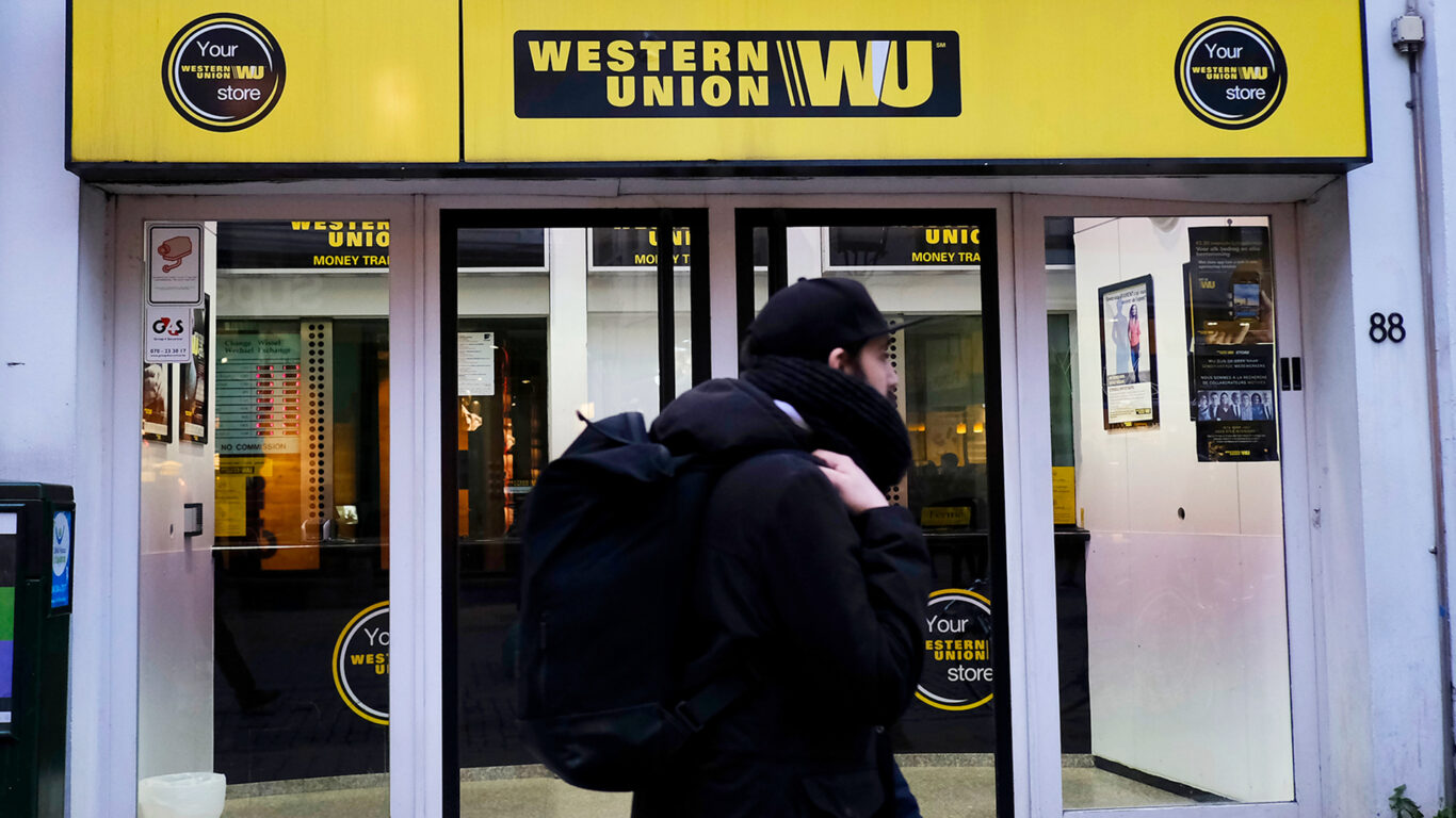 Western Union espera reabrir todas sus oficinas en Cuba Western Union Cuba