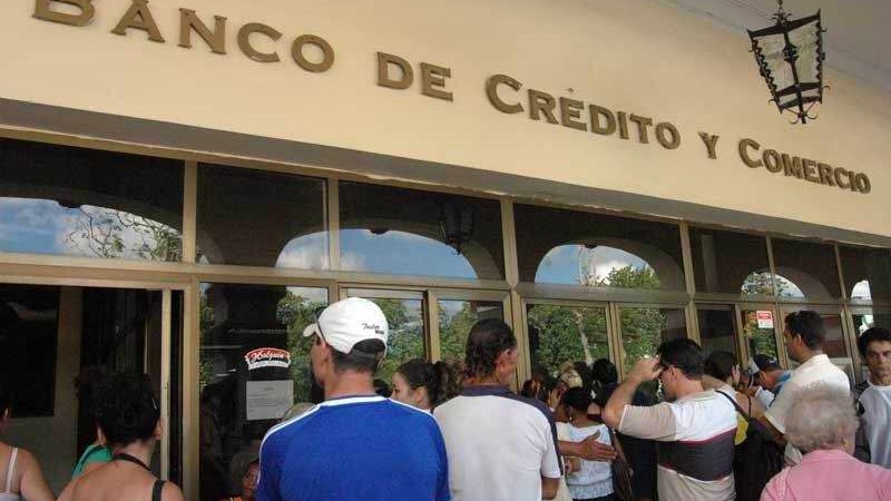 DE CUC A CUP PASARON LAS CUENTAS DE MÉDICOS EN MISIÓN OFICIAL, CUENTAPROPISTAS Y ESTÍMULOS SALARIALES EN LOS BANCOS CUBANOS DE CUC A CUP PASARON LAS CUENTAS DE MÉDICOS EN MISIÓN OFICIAL, CUENTAPROPISTAS Y ESTÍMULOS SALARIALES EN LOS BANCOS CUBANOS