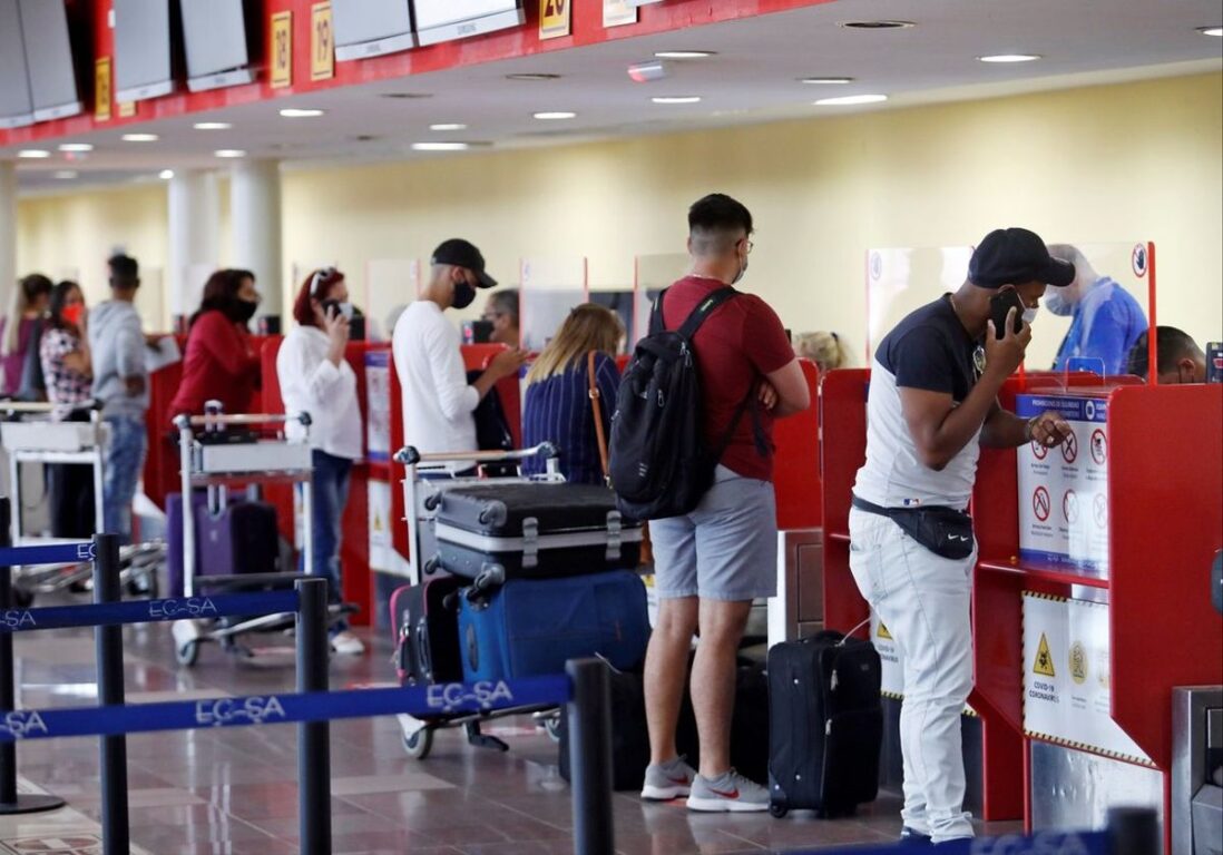 Cuba se prepara nuevamente para la apertura gradual de sus fronteras aéreas a partir del próximo 15 de noviembre Cuba se prepara nuevamente para la apertura gradual de sus fronteras aéreas a partir del próximo 15 de noviembre