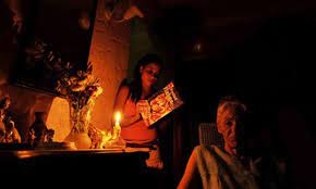 A encender las velas, Unión Eléctrica de Cuba anuncia nuevos apagones A encender las velas, Unión Eléctrica de Cuba anuncia nuevos apagones