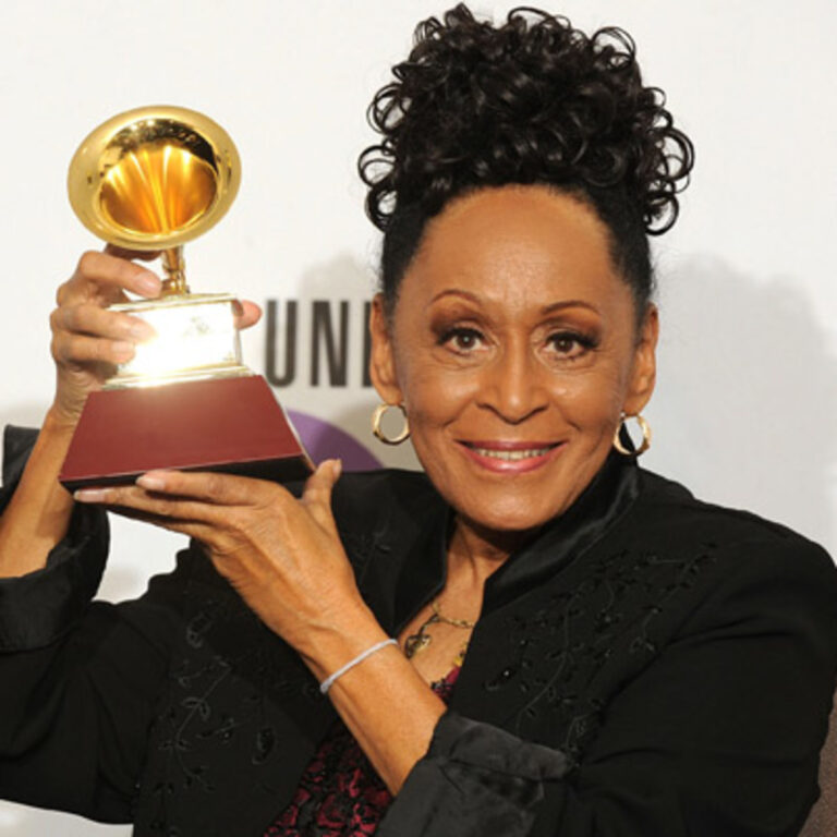 Omara Portuondo, la Diva del Buena Vista Social Club, la mulata habanera, cumple hoy 91 años Omara Portuondo, la Diva del Buena Vista Social Club, la mulata habanera, cumple hoy 91 años