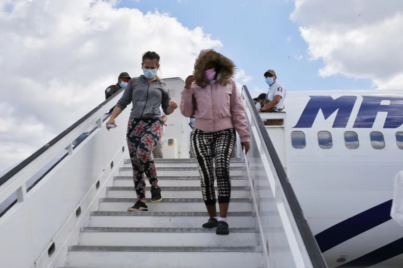 México y Estados Unidos continúan repatriando cubanos