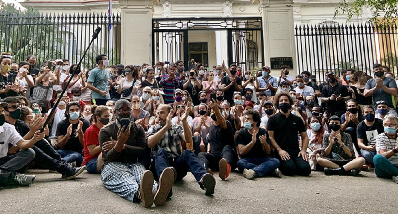 Realidades de lo acontecido en protestas del 27N y el 11J en Cuba, estrenan documental «Corojo Roto»