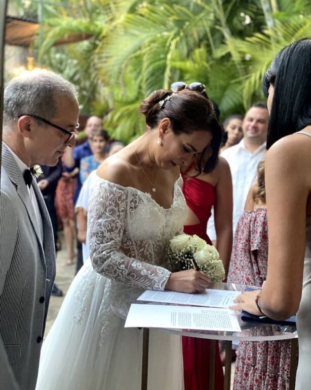 Así fue la boda de la actriz Jacqueline Arenal