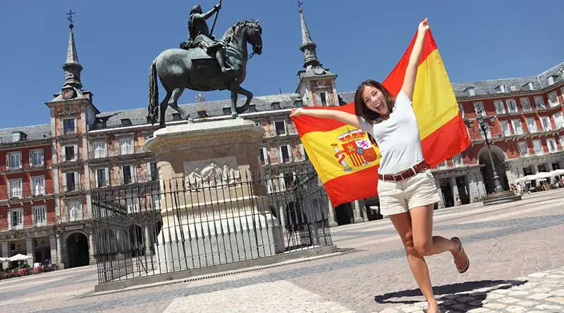 <strong>Cubano obtiene ciudadanía española en solo 10 días</strong>