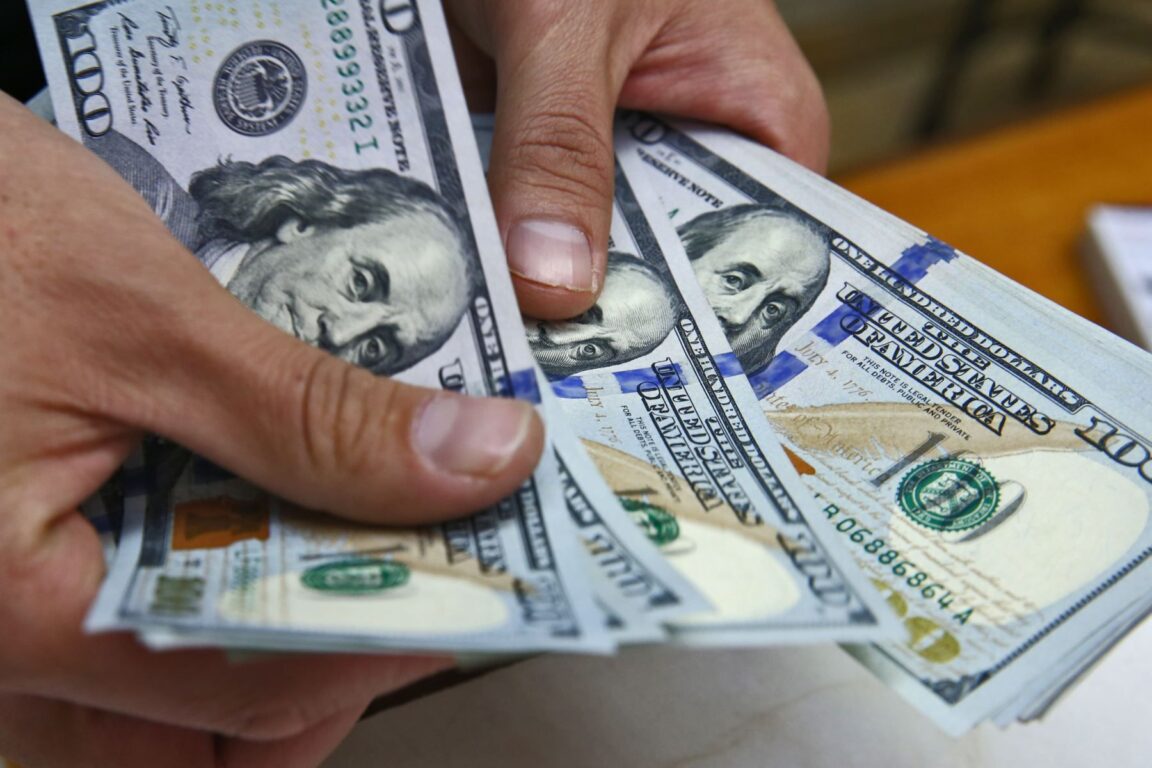 <strong>Varía el valor del dólar en el mercado informal cubano tras varias semanas de estabilidad</strong>