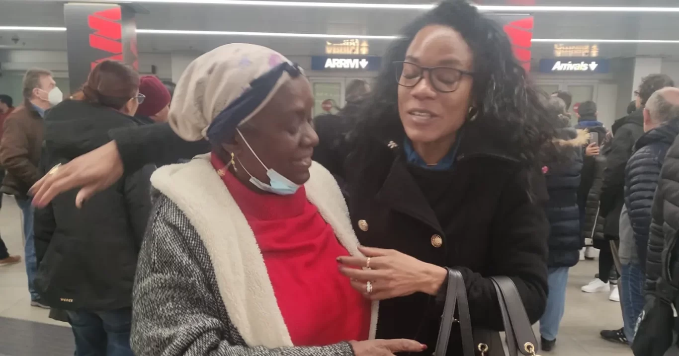 Madre de cubana que estuvo desaparecida por un tiempo viaja a Italia donde ambas se reencuentran Madre de cubana que estuvo desaparecida por un tiempo viaja a Italia donde ambas se reencuentran