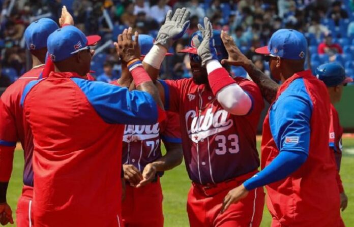 Victoria del equipo cubano ante Panamá en V Clásico Mundial de Béisbol.