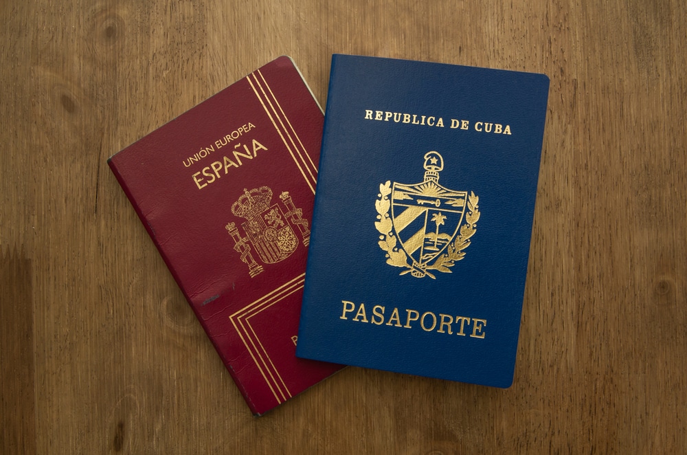 ¿Cubanos-españoles deberán viajar a otro país a solicitar visa de turismo para entrar a los Estados Unidos? ¿Cubanos-españoles deberán viajar a otro país a solicitar visa de turismo para entrar a los Estados Unidos?