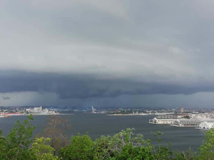 Alerta ante posibles tormentas y fuertes vientos en el occidente de Cuba Alerta ante posibles tormentas y fuertes vientos en el occidente de Cuba